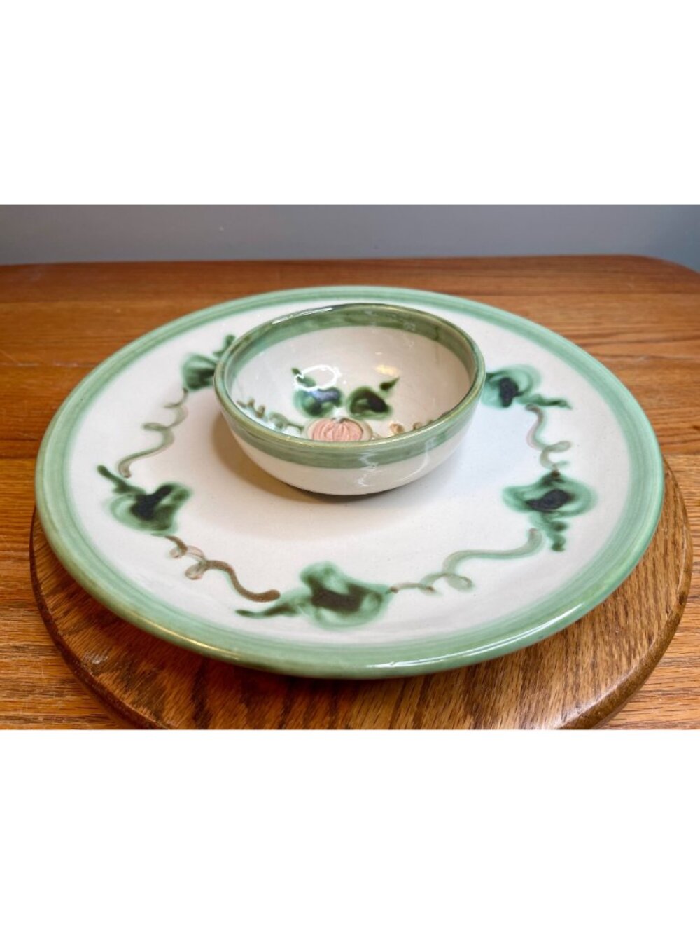 Louisville Stoneware HARVEST or PEAR Chip and Dip Serving Tray Platter, 12", Hea - Picture 10 of 16
